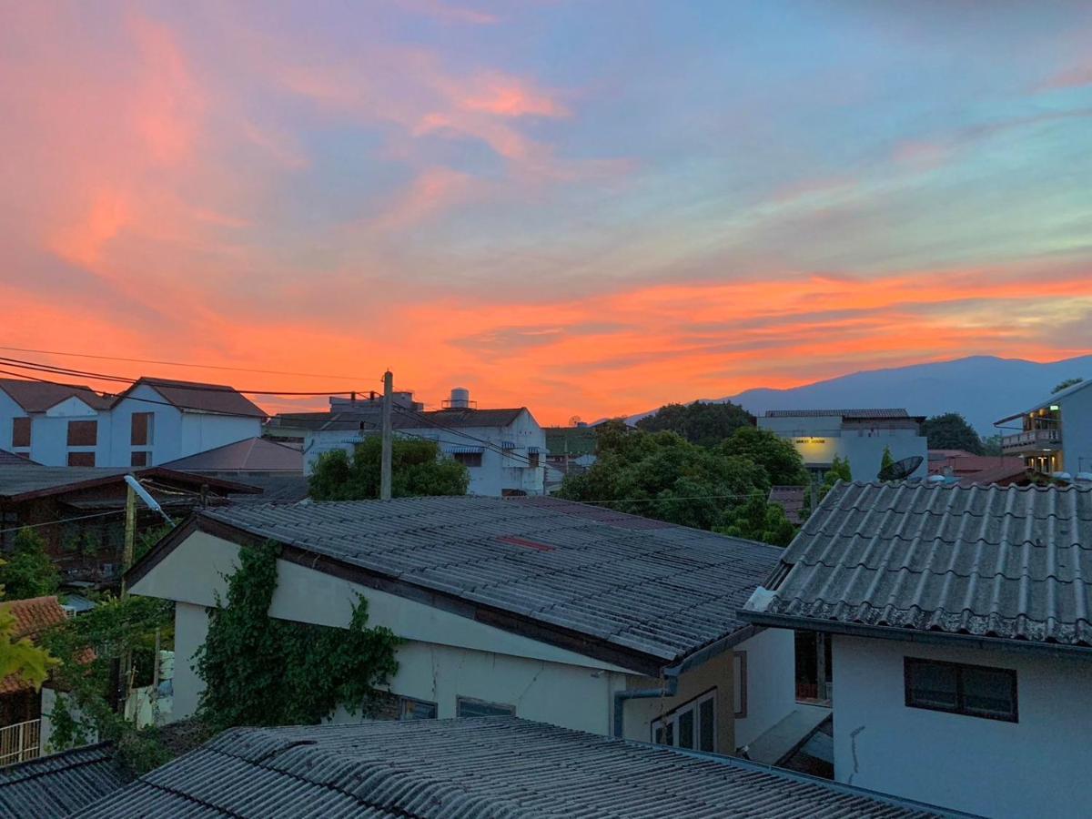 Baan Rachaya Daire Chiang Mai Dış mekan fotoğraf
